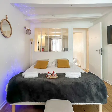 Night Desires Vieille Ville Annecy Charmant Apartment