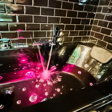 شقة Night Desires Vieille *